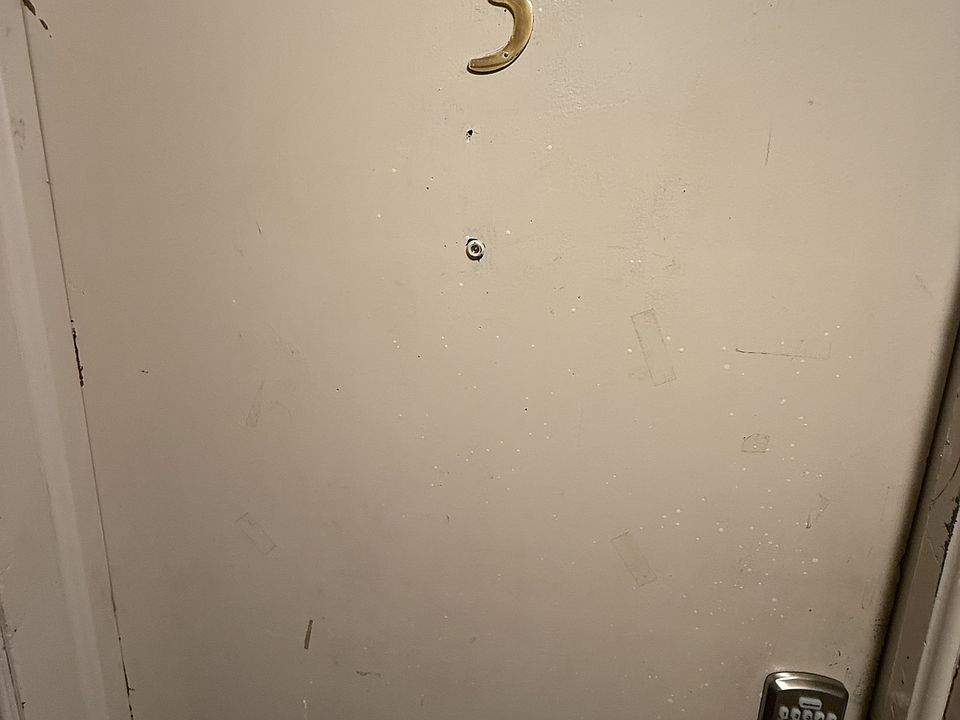 1st image of 825 Harrington Ave APT 3