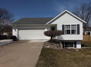 2857 Hagerview Ct, Jenison, MI 49428