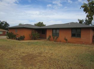 2102 N 7th St, Lamesa, TX 79331
