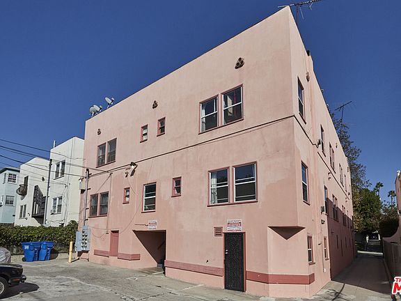 5th image of 133 N Kenmore Ave
