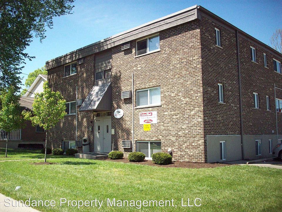 1st image of 124 E Sycamore St APT 4