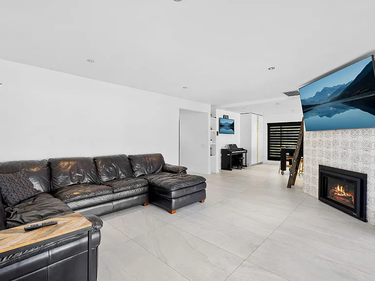 7 Gingertree Ln — Photo 8