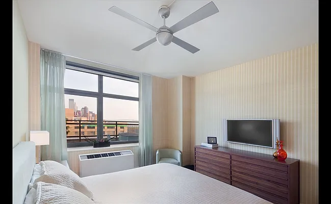 Sold by Douglas Elliman | media 10