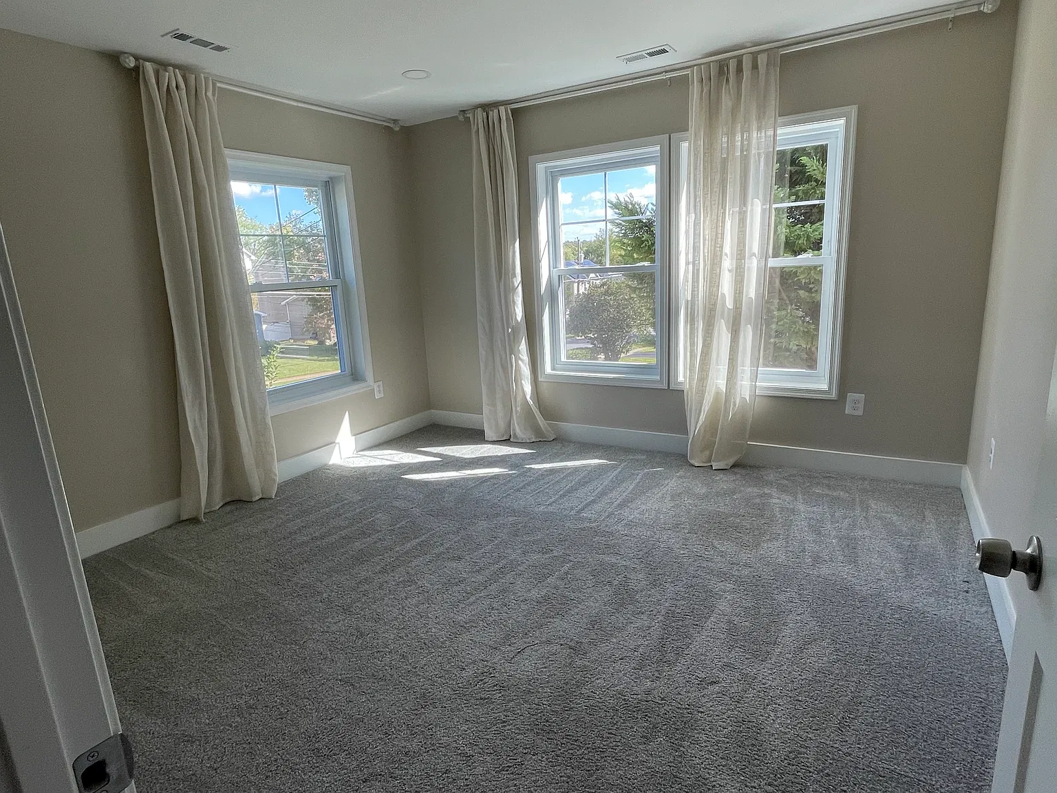 1830 Anderson Rd — Photo 3