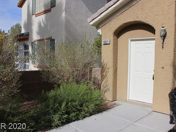 4th image of 10021 Via Toro Ave