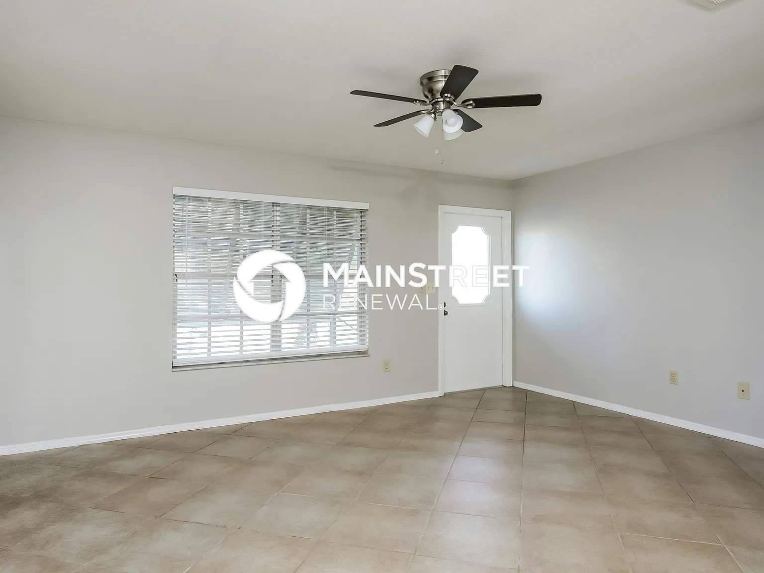 2680 Roxbury Circle — Photo 3