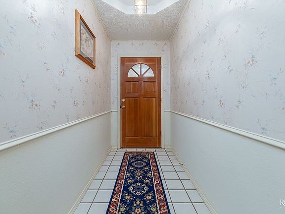 3rd image of 3441 Walnut Hill Dr