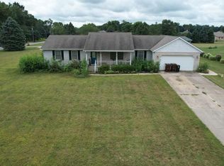 148 Rillstone Dr, Kouts, IN 46347