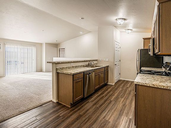 2nd image of 1300 Pleasant Dr #3494326