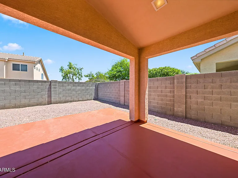 1402 E Shannon St — Photo 37