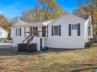 3825 S Shades Crest Rd, Birmingham, AL 35244