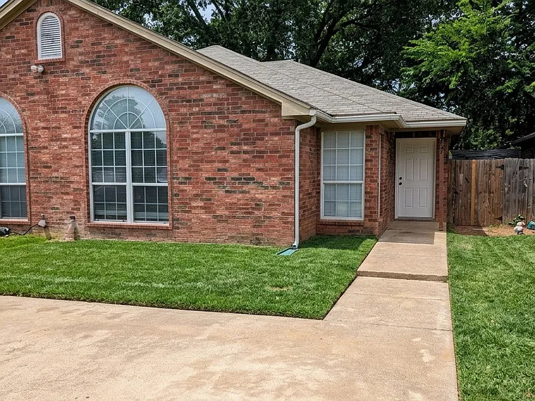 1707 Tina Marie Rd #A — Photo 1