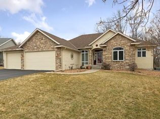 6459 Clearwater Creek Dr, Lino Lakes, MN 55038