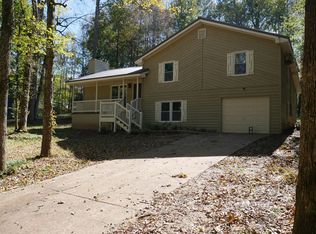 105 Meadowcliff Trl, Carrollton, GA 30116