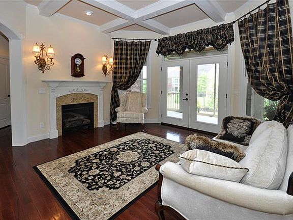 4th image of 3543 Carmelle Woods Dr