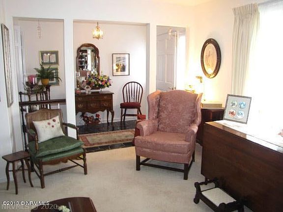 5th image of 45 Mulberry Dr