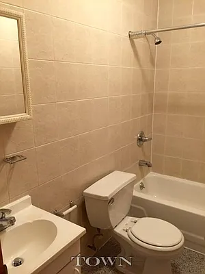 Rented by Town Residential | media 10