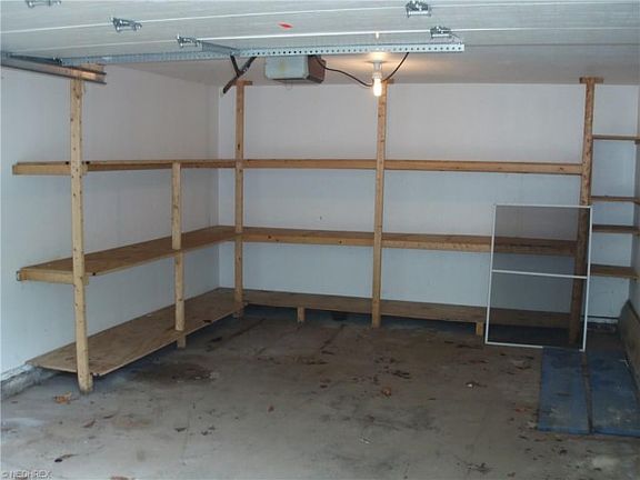 4th image of 125 Emmons Ave