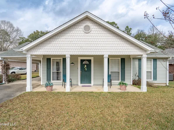9835 Ana Hulu St, Diamondhead, MS 39525