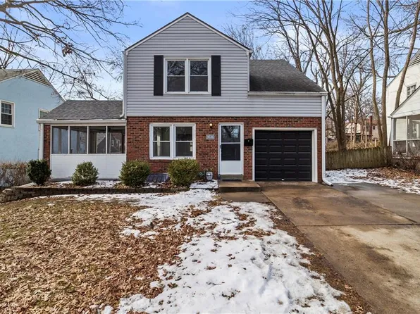 8636 Minnehaha Ln, Kansas City, MO 64114