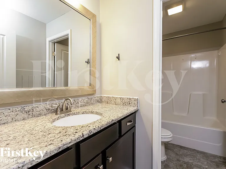 2992 Cameron Village Ct — Photo 14