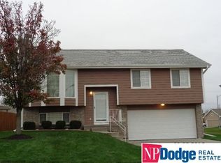 8611 Potter St, Omaha, NE 68122