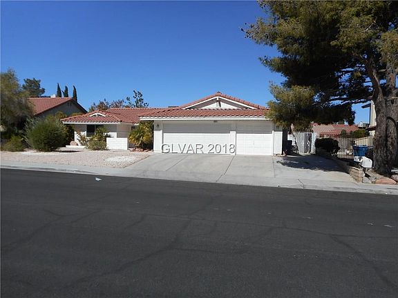 2nd image of 8904 Pesaro Dr