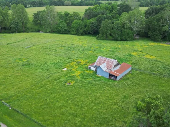 000 Unicorn Rd, Stark City, MO 64866