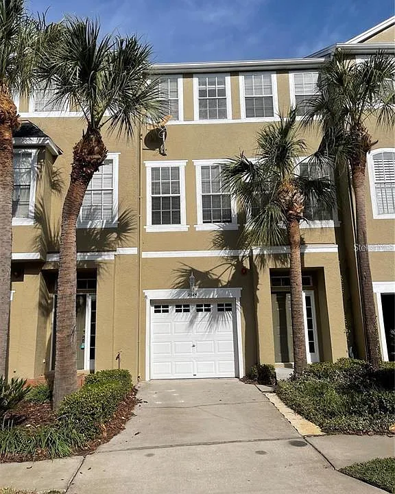 2945 Bayshore Pointe Dr