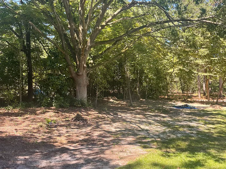 740 Fairway Dr — Photo 17