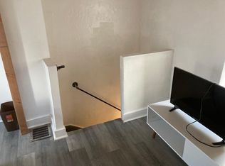 113 W Thompson St, Philadelphia, PA 19122