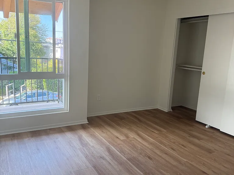 1912 Rockefeller Ln #201 — Photo 6