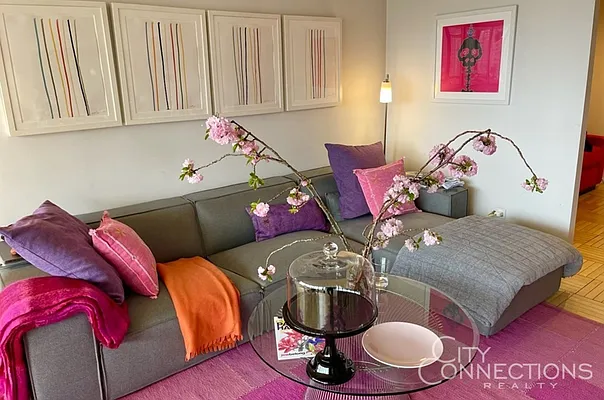 Rented by City Connections Realty | media 20