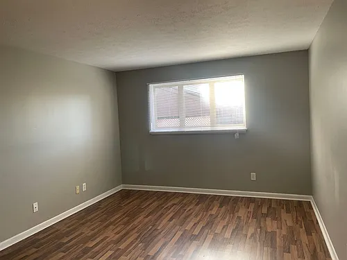 1829 Edenside Ave Photo 1