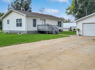 208 W Hieb St, Marion, SD 57043