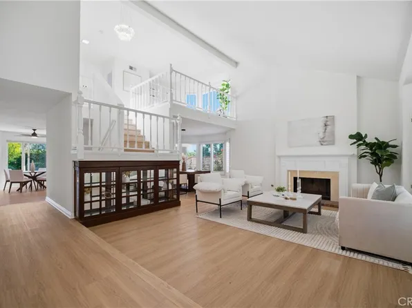 29950 Rolling Ridge Dr, Agoura Hills, CA 91301