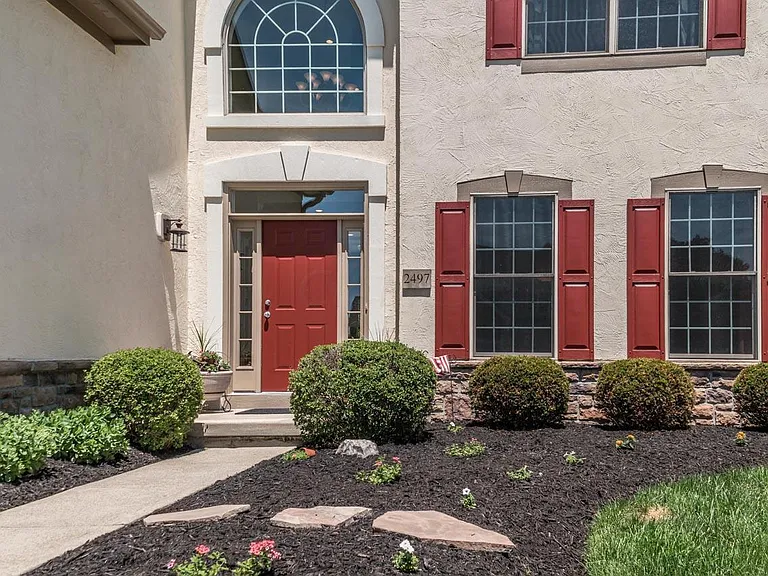 2497 Coltsbridge Dr — Photo 4
