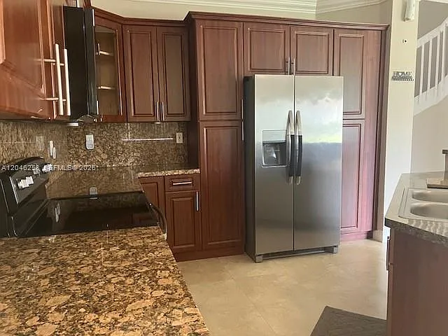 4 bed, 3.0 bath, $3,500 — Photo 4