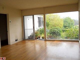 3rd image of 2004 Redesdale Ave