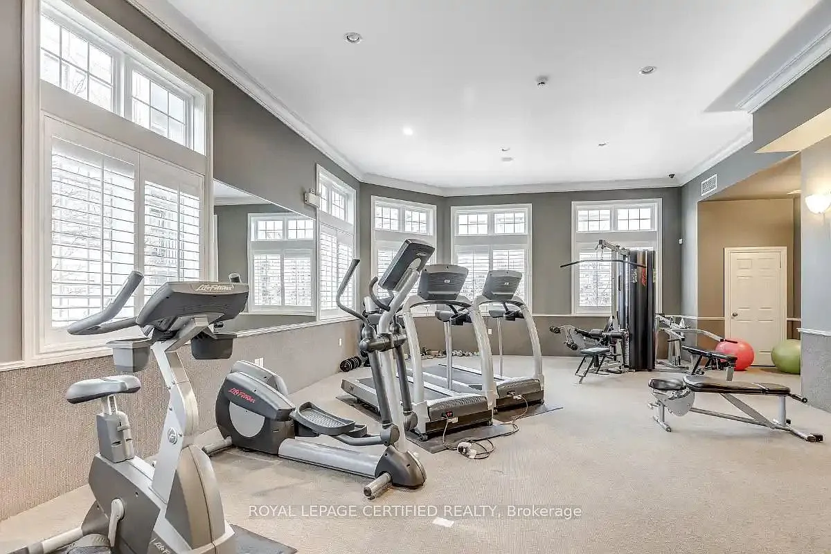 2 bed, $2,489 — Photo 3