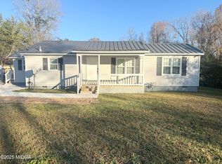 110 Faulk Cir, Cochran, GA 31014