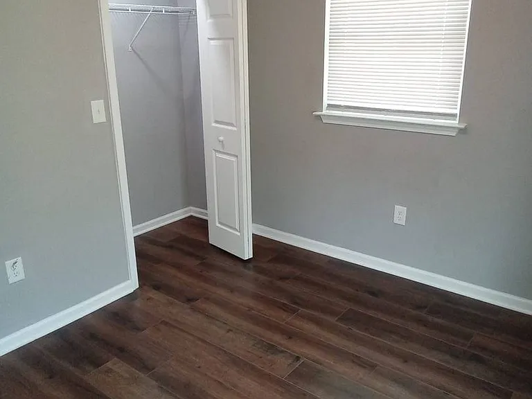 3338 Barfield Dr — Photo 9