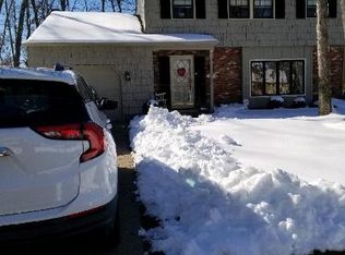 32 Indian Birch Rd, Turnersville, NJ 08012