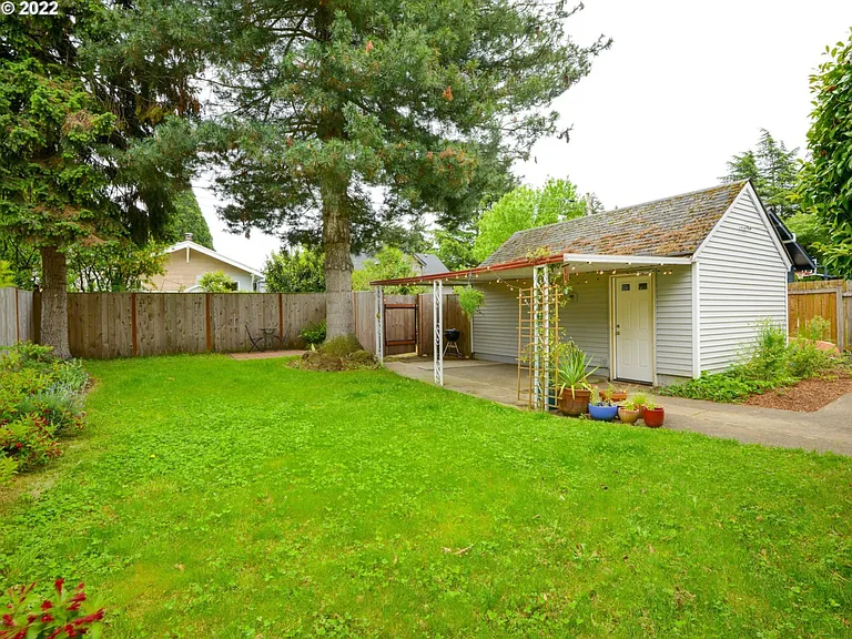 7236 N Newell Ave — Photo 22