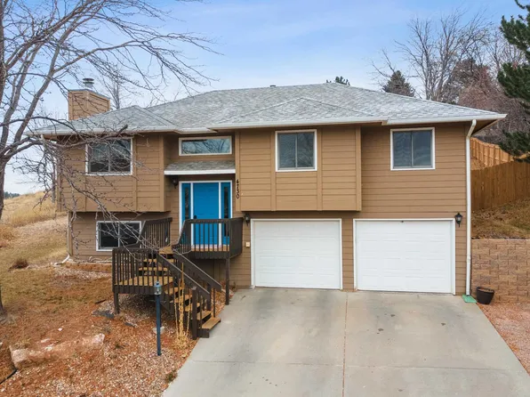 4730 Summerset Dr, Rapid City, SD 57702