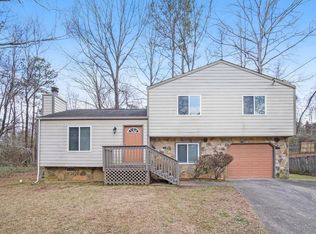 1874 Vauxhall Dr, Lithonia, GA 30058