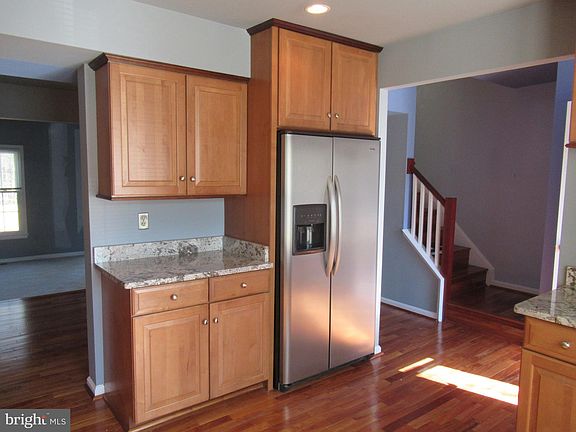 3rd image of 10318 Colony Park Dr