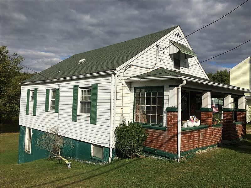1st image of 1711 Latrobe Derry Rd