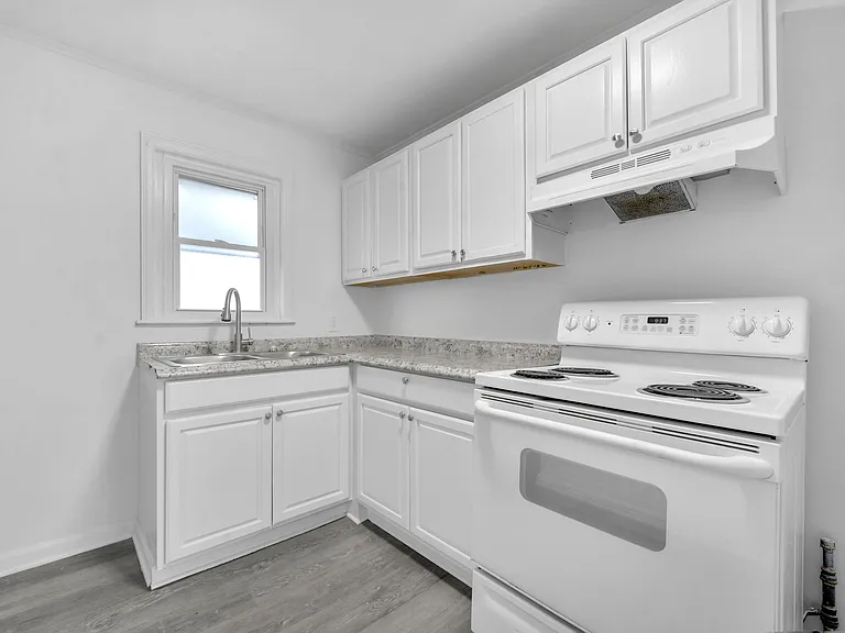 2389 Hiawatha St #2389 — Photo 8