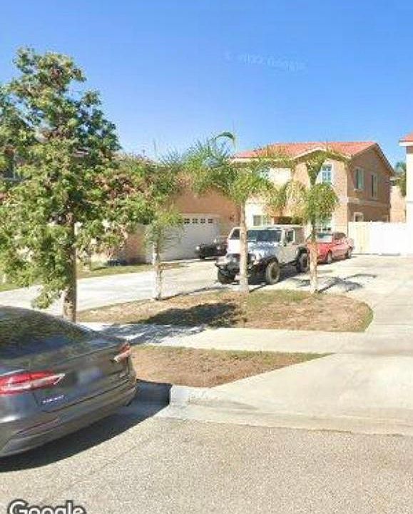 1st image of 16484 Pine Wood St